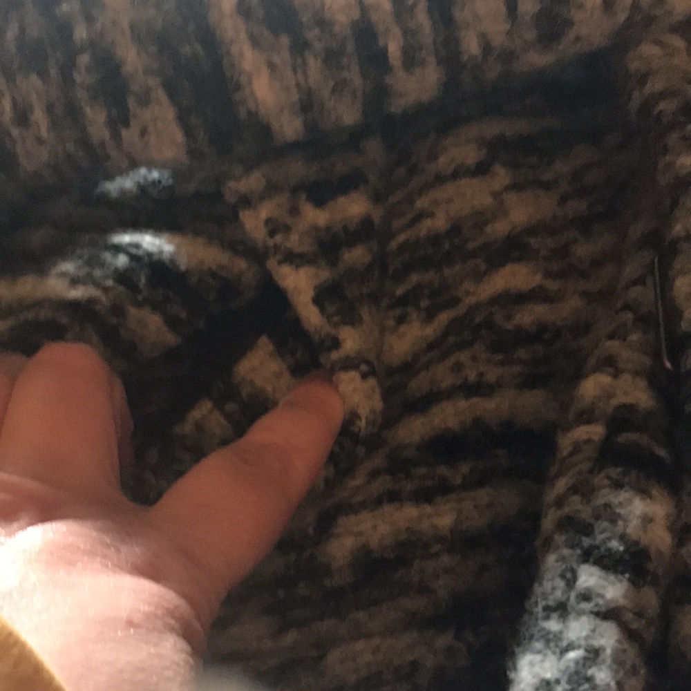 Gap Cardigan or Jacket - Picture 6 of 10